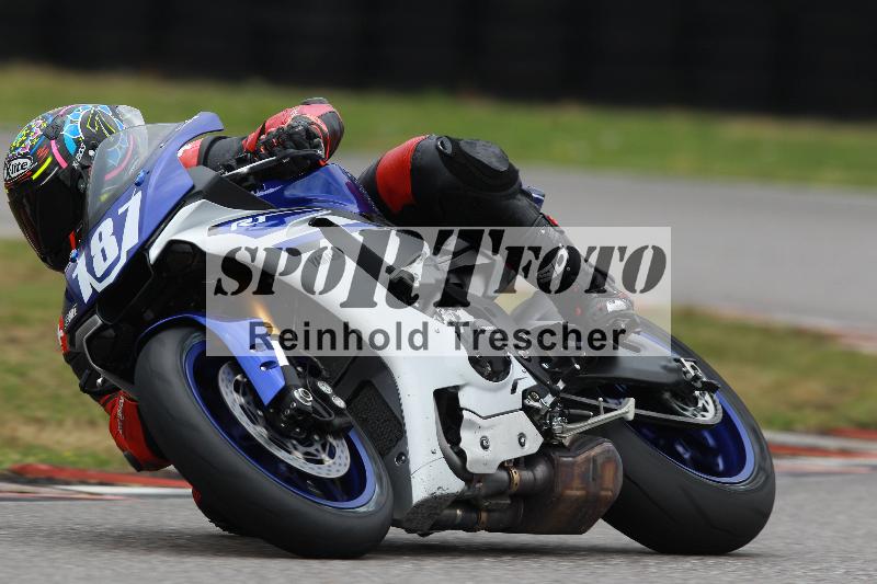 Archiv-2022/13 25.04.2022 Plüss Moto Sport ADR/Freies Fahren/187